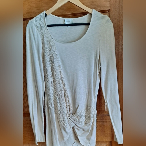 Anthropologie Deletta Creamy Lace Detail Top - Picture 2 of 6